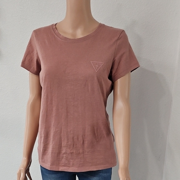 Guess Women's Mauve Short Sleeve Tee - Picture 1 of 6